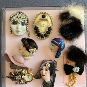 8 lady brooches 1 price for all